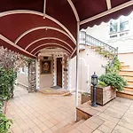 Charming Studio In Historic Mansion In Beylerbeyi